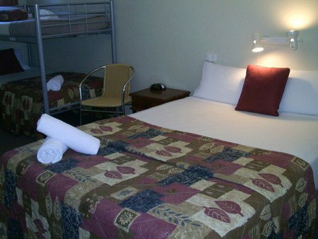 Chaparral Motel - Accommodation Sydney 3