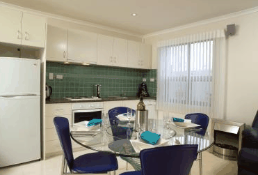 The Charles Robbins - Accommodation Sydney 3