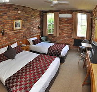 Log Cabin - Sydney 4u