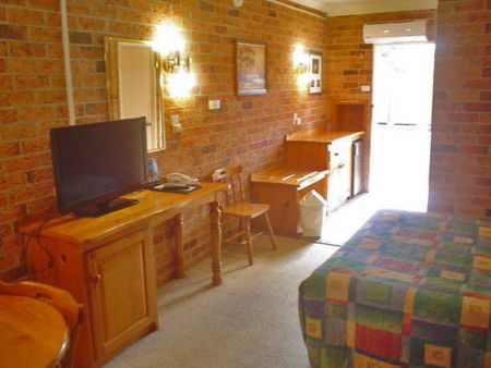 Coachmans Rest Motor Lodge - Accommodation Sydney 0
