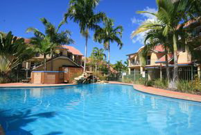 Beach Court Holiday Villas - Accommodation Sydney 1