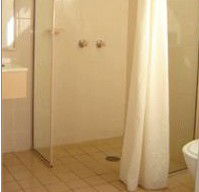 Country Gardens Motor Inn - Accommodation Sydney 3