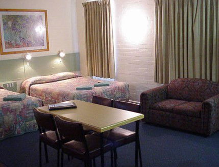 Mid Town Motor Inn - Accommodation Sydney 3