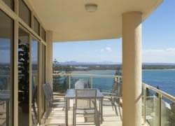 Northpoint Luxury Waterfront Apartments - Accommodation Sydney 3