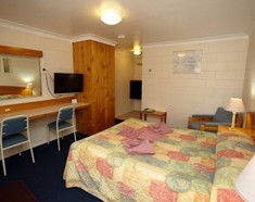 Alabaster Motel - Accommodation Sydney 0