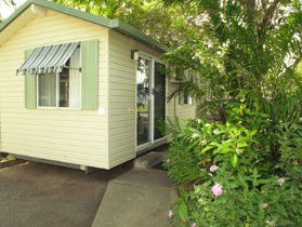 Rowes Bay Caravan Park - Accommodation Sydney 2