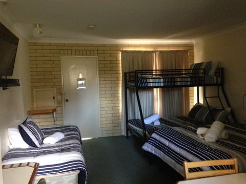 Country Rose Motel - Accommodation Sydney 4