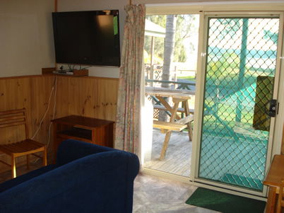 Paradise Park Cabins - Sydney 4u 3