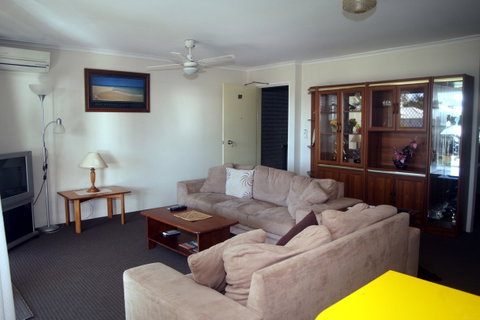 Skyline Holiday Units - Accommodation Sydney 7