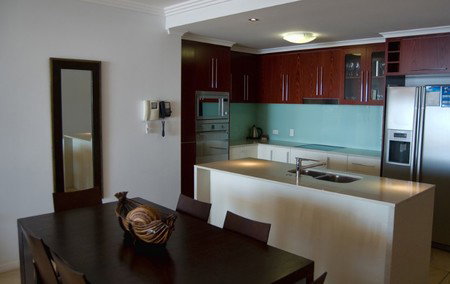 Waters Edge Apartments Cairns - Accommodation Sydney 4