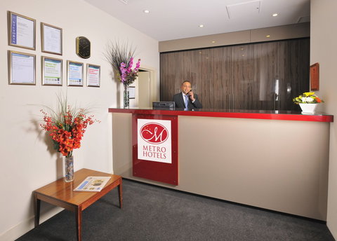 Metro Apartments On Bank Place Melbourne - Accommodation Sydney 1