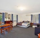 Ambleside Bed and Breakfast Cabins - Sydney 4u