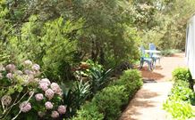 Cottage Barn Bed And Breakfast - Sydney Resort 1