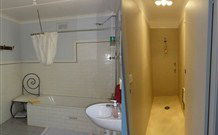 Patch Inn B & B - Accommodation Sydney 0