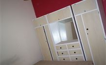 Commercial Hotel Stock Pub - Accommodation Sydney 1