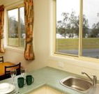 Mavis's Kitchen and Cabins - Sydney 4u