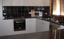 Trundle Services And Citizens Club Cabins - Sydney 4u 0