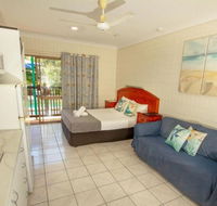 Tropical Palms Resort  4WD Hire - Accommodation Sydney