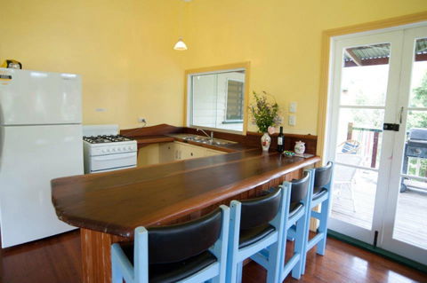 Noosa Avalon Farm Cottages - Sydney 4u 6