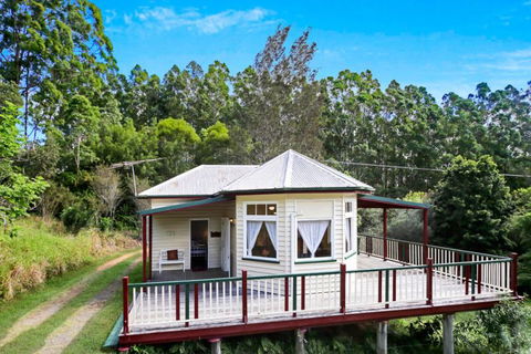 Noosa Avalon Farm Cottages - Sydney 4u 17
