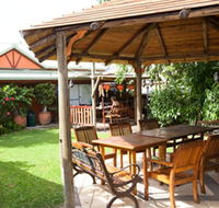 Cooktown YHA - Sydney 4u