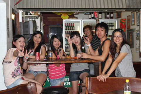Cooktown YHA - Sydney 4u 4