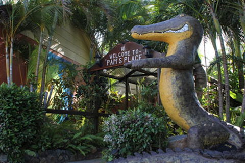 Cooktown YHA - Sydney 4u 5