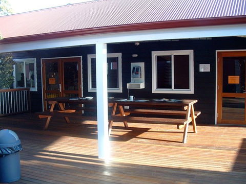 Margaret River Backpackers YHA - Sydney 4u 1