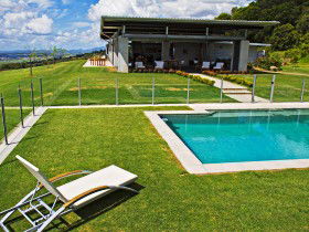 The Bunyip Scenic Rim Resort - Sydney 4u 1