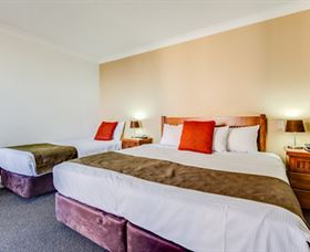 Central Hillcrest Apartment Hotel - Accommodation Sydney 3