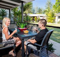 Main Beach Tourist Park - Accommodation Sydney