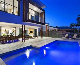 CÃ©st La Vie Elite Holiday Home - Accommodation Sydney 1