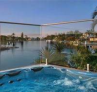 Sanctuary on Water Elite Holiday Home - Sydney 4u