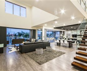 The Grand At Vogue Holiday Homes - Accommodation Sydney 1