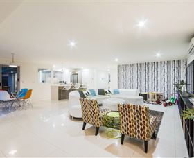 Laguna Bay At Vogue Holiday Homes - Accommodation Sydney 3