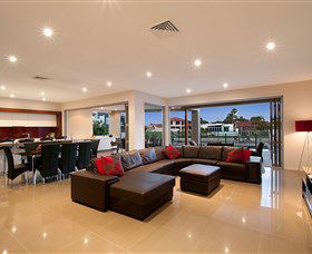 Xanadu Waterfront Elite Holiday Home - Sydney 4u 0