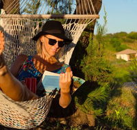 Banubanu Beach Retreat - Sydney 4u
