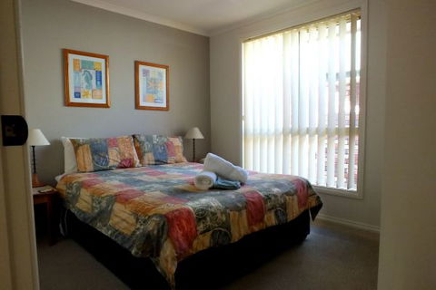 Captain's Quarters Bermagui - Accommodation Sydney 2