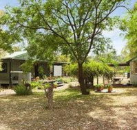 Red Tractor Retreat - Accommodation Sydney