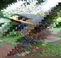 Mudbrick and Stone Hideaway Bellingen - Sydney 4u