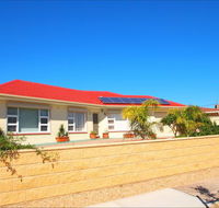 Christies Cottage for holidays and relocations. - Sydney 4u