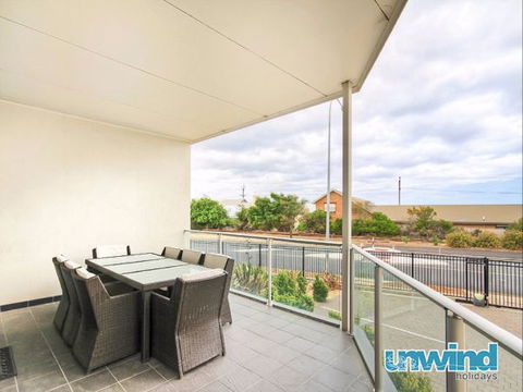 Unwind At Coast On Newell - Accommodation Sydney 9