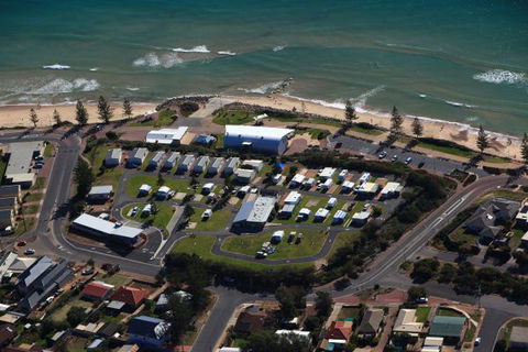 Christies Beach Tourist Park - Sydney 4u 1