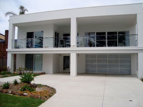The White House - Shellharbour Village - Sydney 4u 0