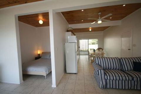 LJ Hooker Goolwa Holiday Rentals - 42 Underwood Avenue, Goolwa Beach - Accommodation Sydney 7