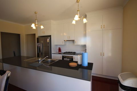 LJ Hooker Goolwa Holiday Rentals - 42 Underwood Avenue, Goolwa Beach - Accommodation Sydney 18