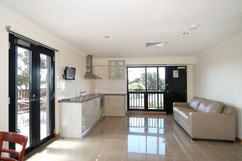 Tanunda Hotel And Apartments - Sydney 4u 4