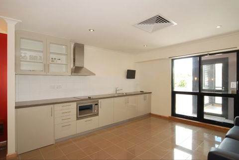 Tanunda Hotel And Apartments - Sydney 4u 5