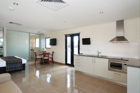 Tanunda Hotel And Apartments - Sydney 4u 6