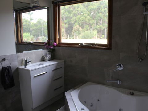 Eagle's Roost Farmstay B&B - Accommodation Sydney 2